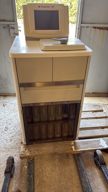 45AD0EEC-F619-4383-86A7-0E2C76825AC5